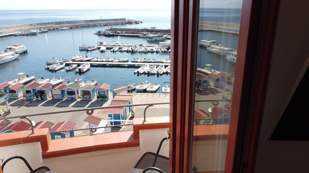 Bue Marino Hotel & Roof Lounge 칼라고노네 외부 사진