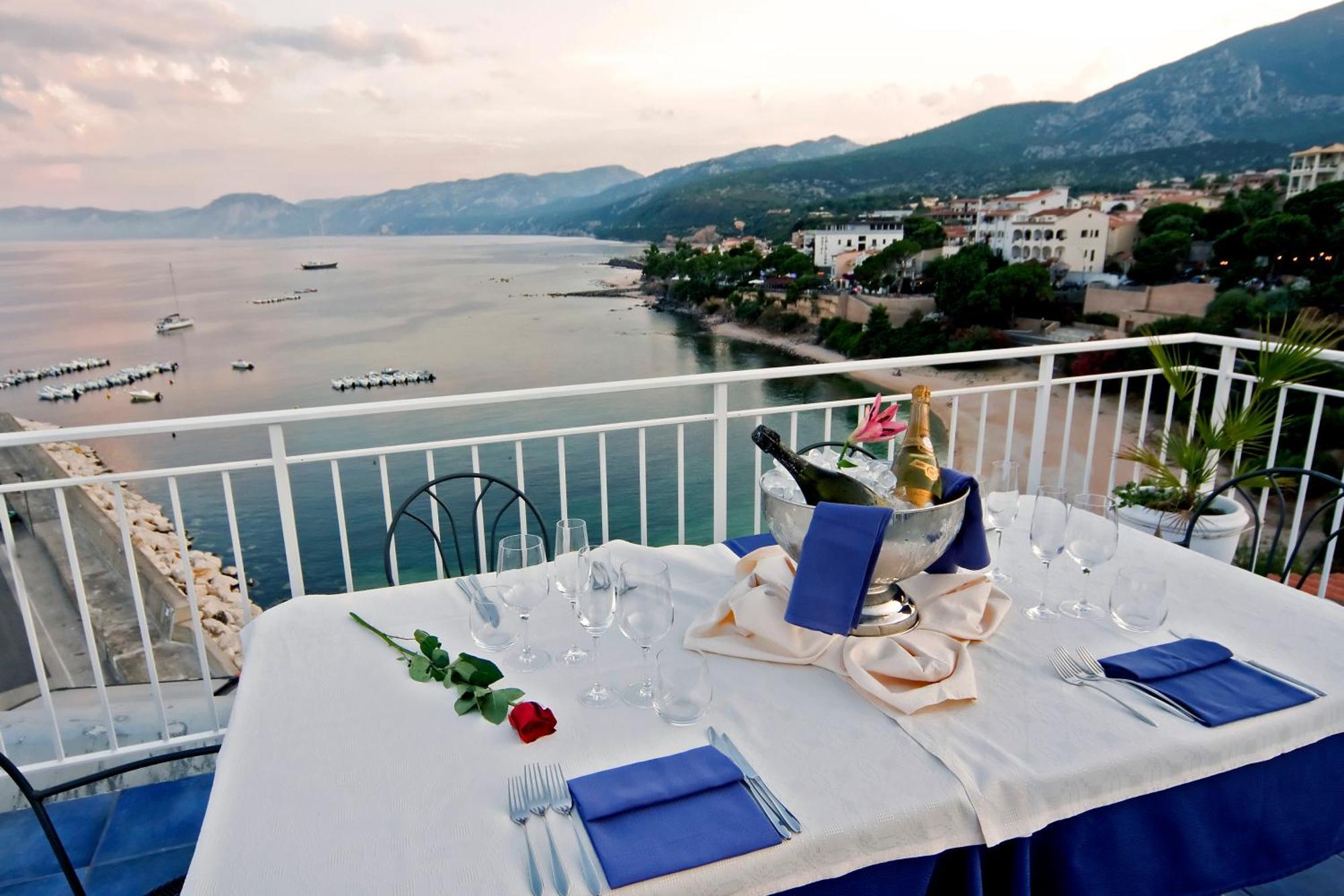 Bue Marino Hotel & Roof Lounge 칼라고노네 외부 사진
