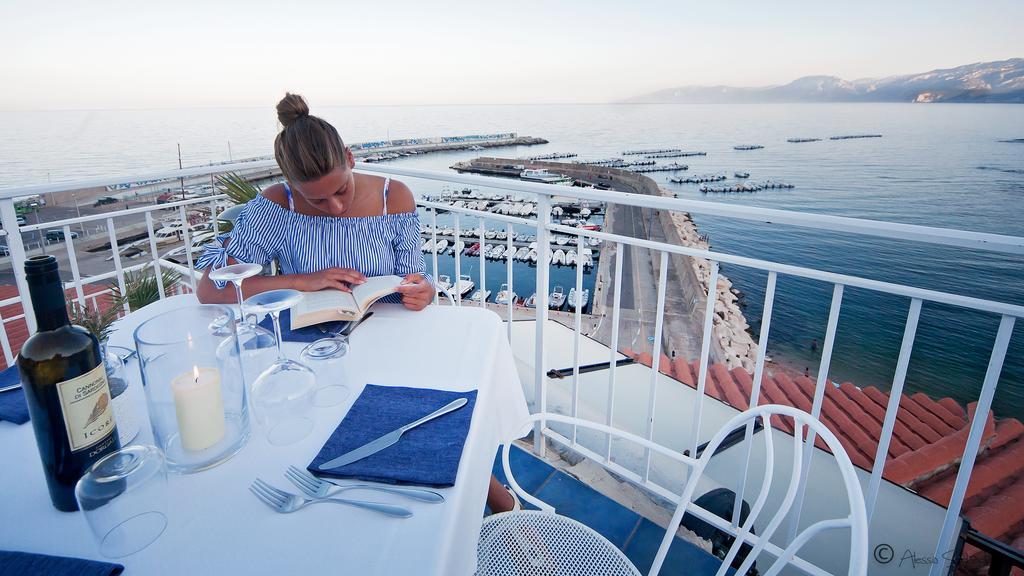 Bue Marino Hotel & Roof Lounge 칼라고노네 외부 사진